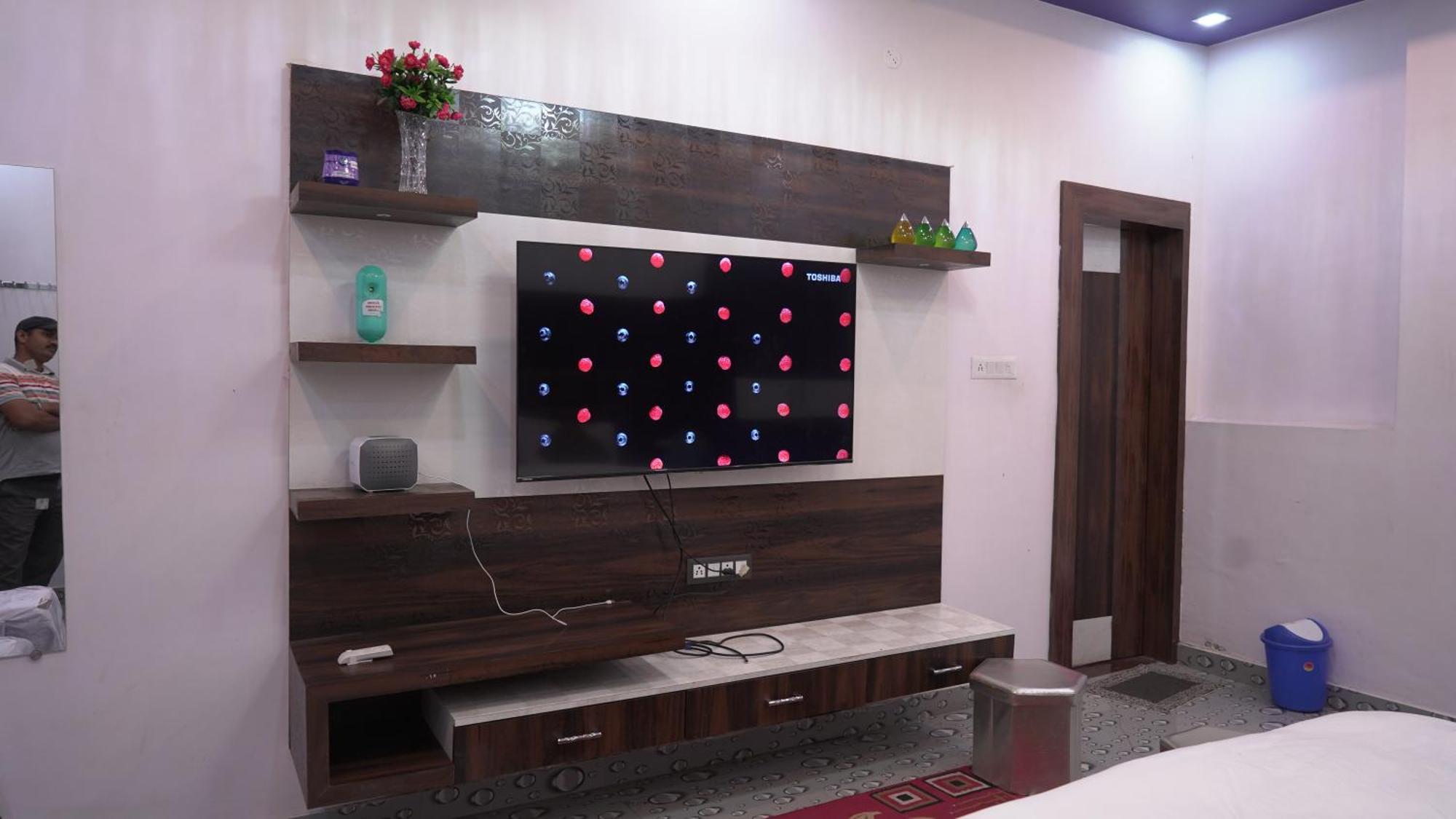 Rajmahal Resort Banquet Hall And Hotel Patna  Exteriör bild