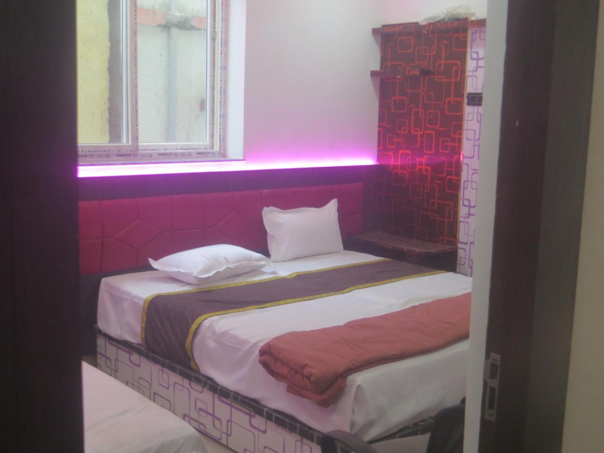 Rajmahal Resort Banquet Hall And Hotel Patna  Exteriör bild