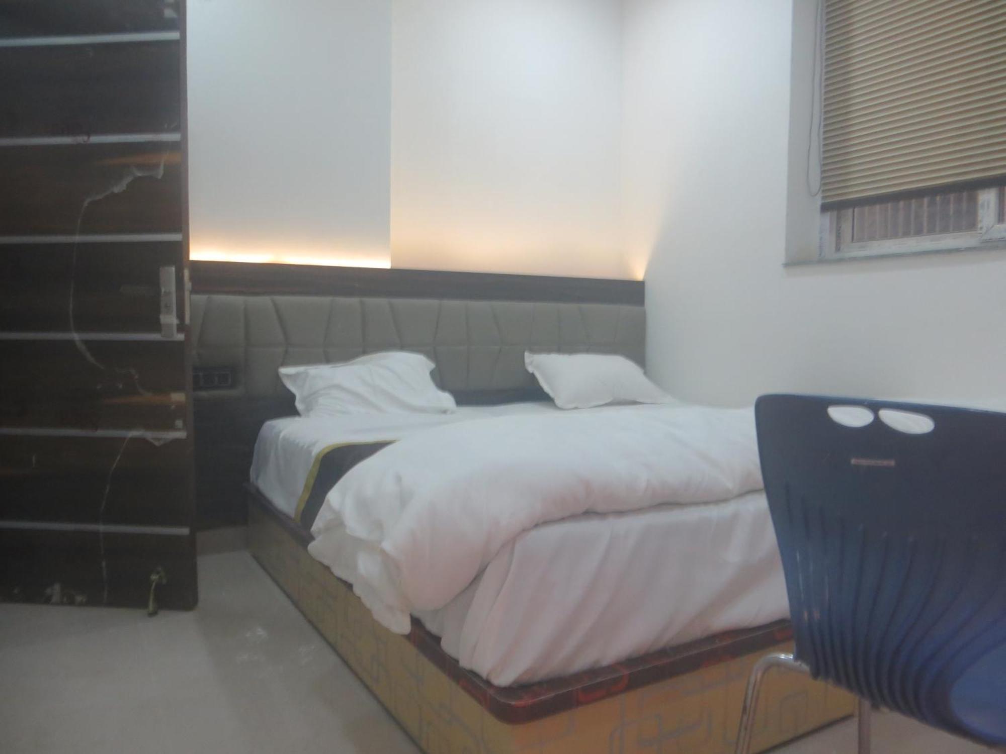 Rajmahal Resort Banquet Hall And Hotel Patna  Exteriör bild