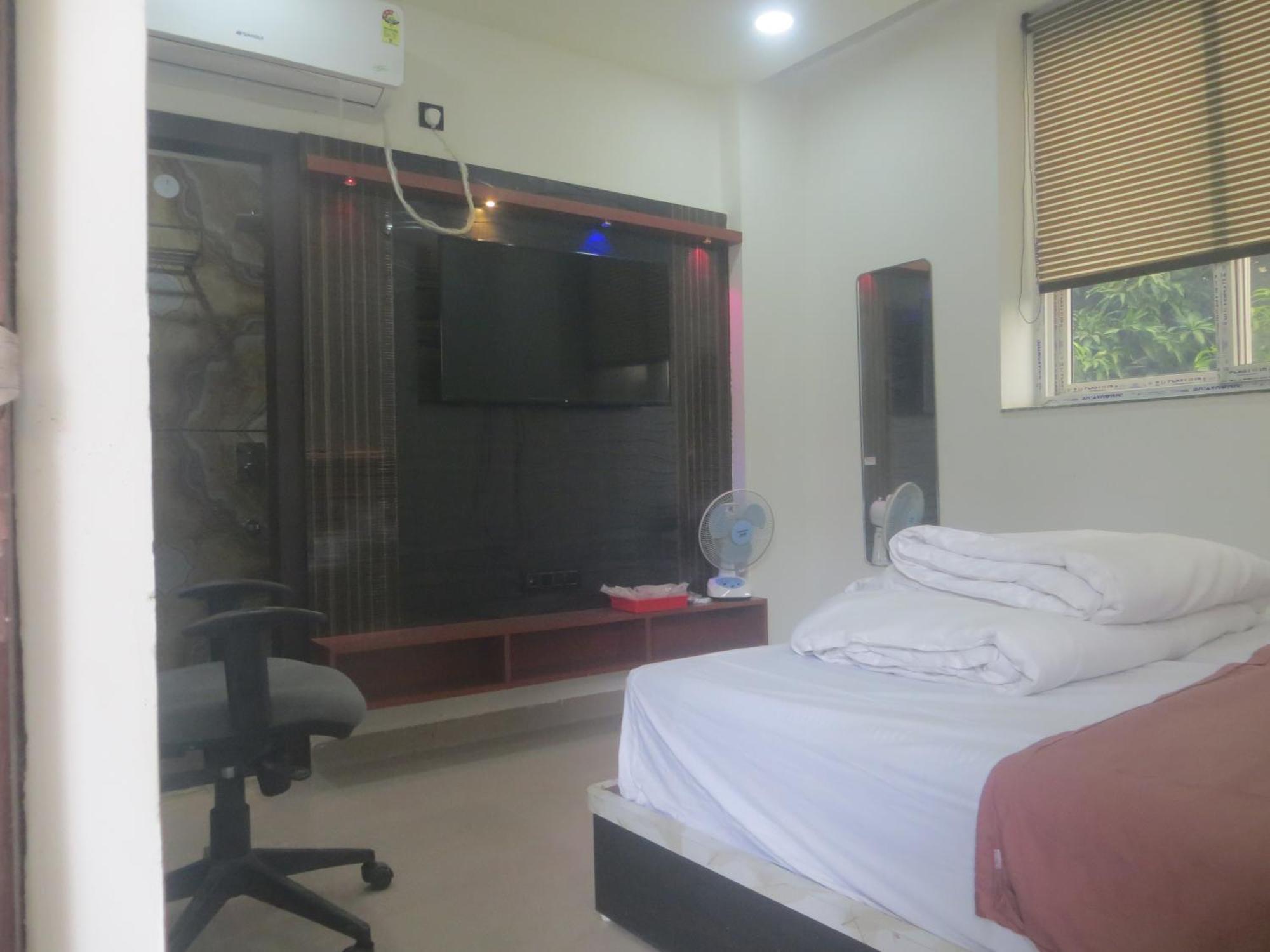 Rajmahal Resort Banquet Hall And Hotel Patna  Exteriör bild